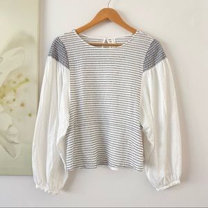 ANTHROPOLOGIE • Balloon Sleeve Peasant Top